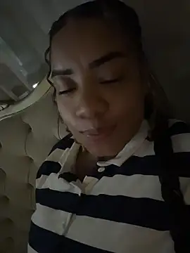 kendrakaramelo online show from June 7, 2026, 11:54 pm