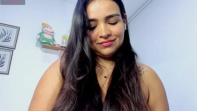 Snapshot of sarita_bigbooty_ chatting on June 7, 2026, 10:09 am sarita bigbooty online show from June 7, 2026, 10:09 am