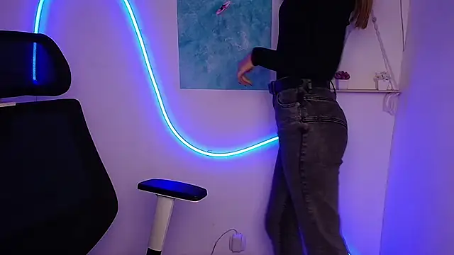 Dana flowers online show from October 12, 2025, 5:20 am