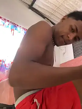 Snapshot of Bichorro chatting on October 6, 2025, 5:13 pm Bichorro online show from October 6, 2025, 5:13 pm