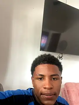 Snapshot of Bichorro chatting on September 30, 2025, 4:57 pm Bichorro online show from September 30, 2025, 4:57 pm