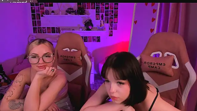 Snapshot of MinervaFleur chatting on March 2, 2025, 9:19 pm MinervaFleur online show from March 2, 2025, 9:19 pm