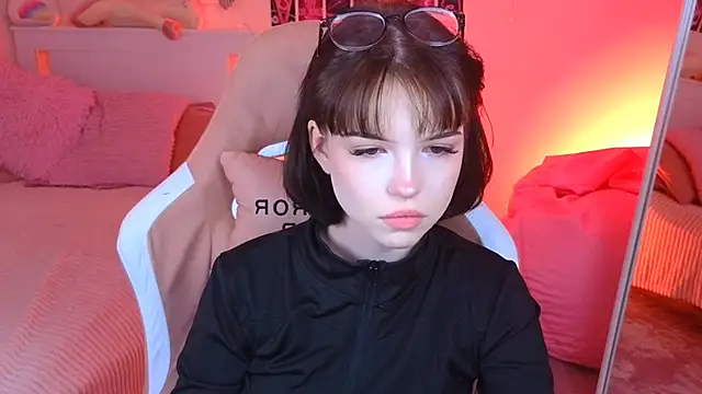 Snapshot of MinervaFleur chatting on February 27, 2025, 9:36 pm MinervaFleur online show from February 27, 2025, 9:36 pm