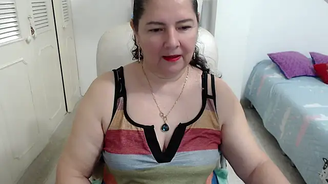leonela 69 online show from April 6, 2026, 12:28 am