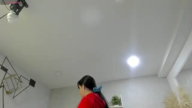 EmiliaRose  online show from April 10, 2026, 8:49 pm