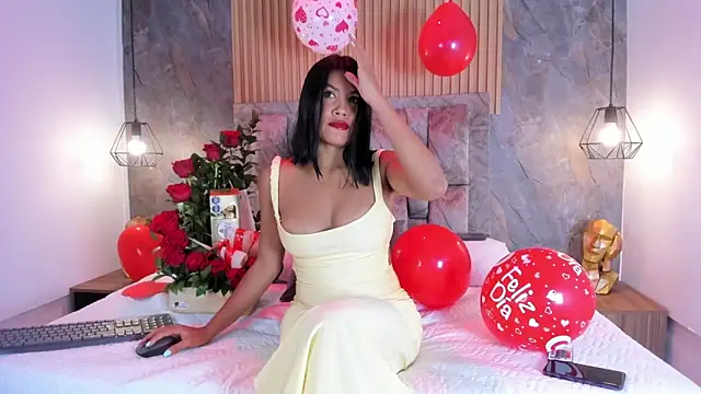 Snapshot of natasha_steele chatting on February 14, 2026, 10:32 pm natasha steele online show from February 14, 2026, 10:32 pm