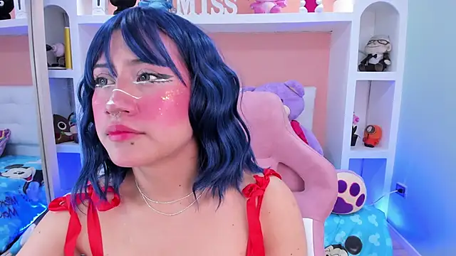 miss   megan online show from September 11, 2025, 2:33 am