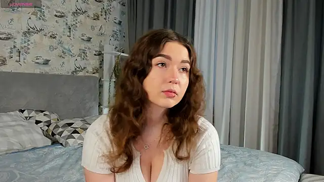 Velvetworld online show from February 13, 2025, 6:20 am