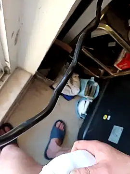 flo000031 online show from February 27, 2026, 4:07 pm