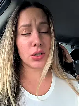 Mona Plus online show from October 2, 2025, 7:01 am