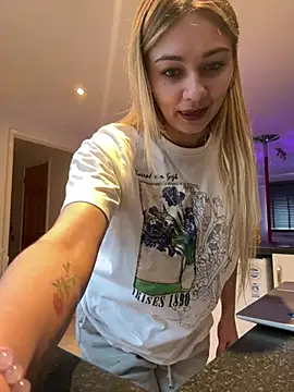 Snapshot of skyemorgan01 chatting on March 1, 2026, 10:59 am skyemorgan01 online show from March 1, 2026, 10:59 am