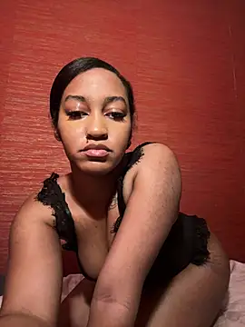 luvforlola online show from January 12, 2026, 9:27 am