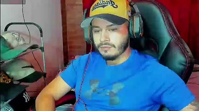 ragnar lothbrok777 online show from March 13, 2025, 4:05 am