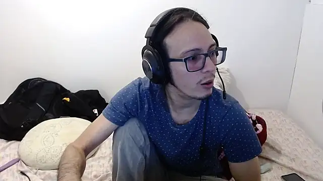 cholitohermoso online show from November 12, 2025, 3:27 pm