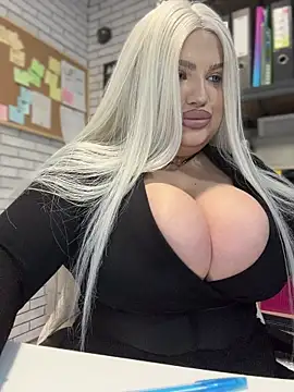 Snapshot of Eliaden chatting on February 18, 2026, 3:04 am Eliaden online show from February 18, 2026, 3:04 am