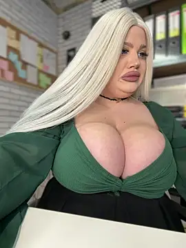 Snapshot of Eliaden chatting on March 1, 2026, 3:28 am Eliaden online show from March 1, 2026, 3:28 am