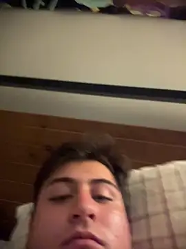 danyh2023 online show from February 12, 2025, 9:22 pm