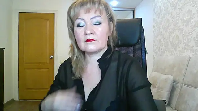 Victoria secrets  online show from September 24, 2025, 5:14 am