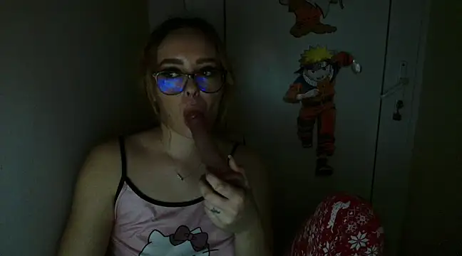 Snapshot of Pussy4564N chatting on March 1, 2025, 9:37 pm Pussy4564N online show from March 1, 2025, 9:37 pm