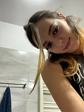 Snapshot of Pussy4564N chatting on September 29, 2025, 12:44 pm Pussy4564N online show from September 29, 2025, 12:44 pm