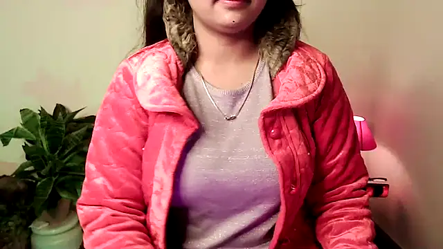 megancatluna online show from December 15, 2025, 4:29 am