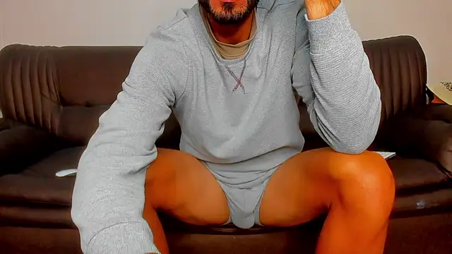 Snapshot of sexyhotmusclesforyou1 chatting on November 7, 2025, 5:28 pm sexyhotmusclesforyou1 online show from November 7, 2025, 5:28 pm