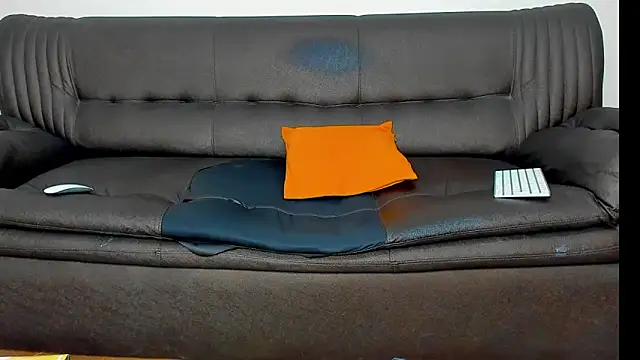 Snapshot of sexyhotmusclesforyou1 chatting on June 30, 2026, 10:48 am sexyhotmusclesforyou1 online show from June 30, 2026, 10:48 am