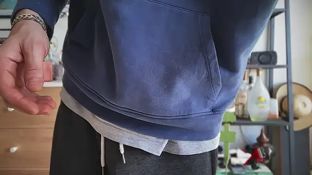 Snapshot of MikymikeBBWD chatting on February 28, 2026, 1:22 pm MikymikeBBWD online show from February 28, 2026, 1:22 pm