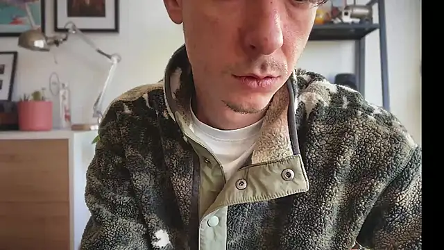 Snapshot of MikymikeBBWD chatting on January 17, 2026, 12:09 pm MikymikeBBWD online show from January 17, 2026, 12:09 pm