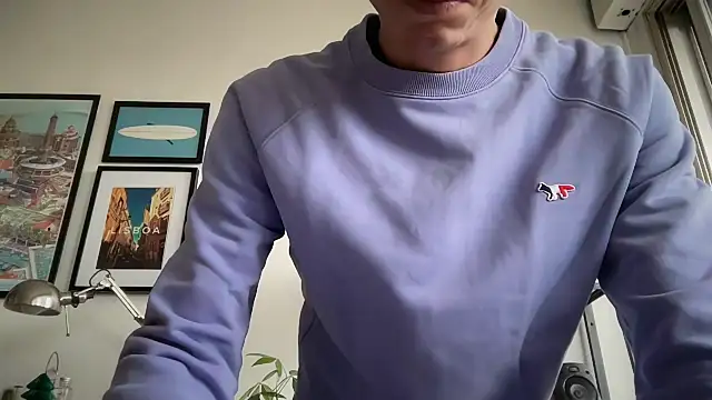 Snapshot of MikymikeBBWD chatting on December 19, 2025, 11:34 am MikymikeBBWD online show from December 19, 2025, 11:34 am