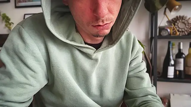 Snapshot of MikymikeBBWD chatting on January 8, 2026, 12:55 pm MikymikeBBWD online show from January 8, 2026, 12:55 pm