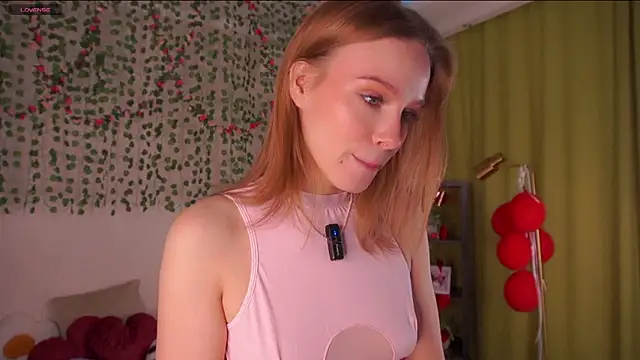 Snapshot of TaiteBayles chatting on February 27, 2026, 1:39 am TaiteBayles online show from February 27, 2026, 1:39 am