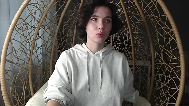 Snapshot of Anna-Sun chatting on October 1, 2025, 3:27 pm Anna-Sun online show from October 1, 2025, 3:27 pm