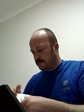 Snapshot of BellBort chatting on March 2, 2026, 1:06 am BellBort online show from March 2, 2026, 1:06 am