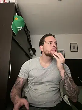 arnold bekam online show from February 25, 2025, 10:59 am