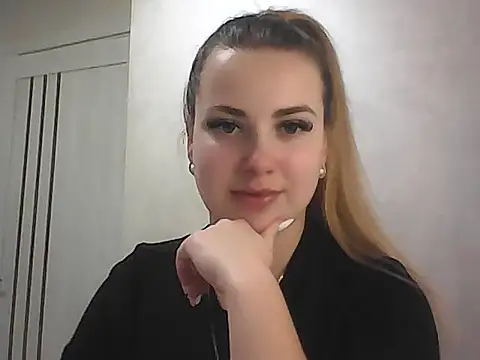 Snapshot of GoddessTenderness chatting on February 11, 2026, 4:18 pm GoddessTenderness online show from February 11, 2026, 4:18 pm
