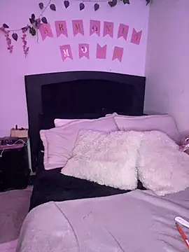  ivyginger online show from March 1, 2026, 10:54 pm