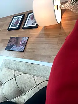 KimberlyBigBoobs online show from November 24, 2025, 9:59 pm