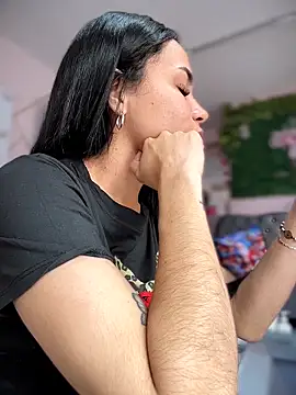 Snapshot of Naatalia chatting on December 22, 2025, 4:07 pm Naatalia online show from December 22, 2025, 4:07 pm