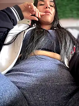 Snapshot of Naatalia chatting on October 1, 2025, 2:21 pm Naatalia online show from October 1, 2025, 2:21 pm