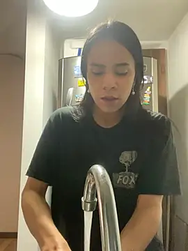 Snapshot of Naatalia chatting on March 18, 2025, 5:01 pm Naatalia online show from March 18, 2025, 5:01 pm