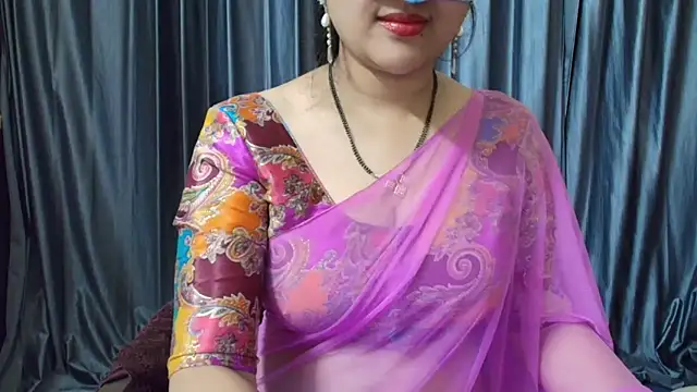 goldiwets online show from November 7, 2025, 4:28 am