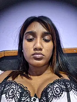 Snapshot of indianpink_lips chatting on May 10, 2026, 5:15 pm indianpink lips online show from May 10, 2026, 5:15 pm