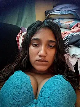 Snapshot of indianpink_lips chatting on June 4, 2026, 11:48 am indianpink lips online show from June 4, 2026, 11:48 am
