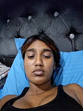 indianpink lips online show from April 2, 2026, 2:35 pm