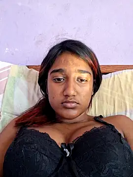 indianpink lips online show from June 17, 2026, 11:20 am