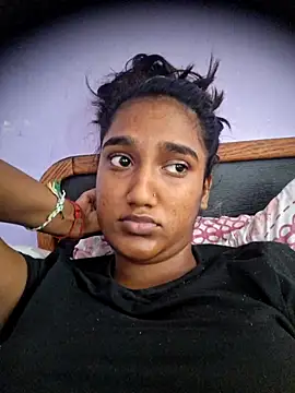 Snapshot of indianpink_lips chatting on May 5, 2026, 11:46 am indianpink lips online show from May 5, 2026, 11:46 am