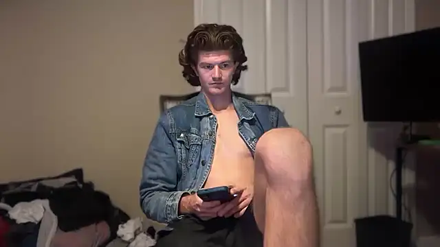 Snapshot of greekmythics chatting on November 5, 2025, 11:46 am greekmythics online show from November 5, 2025, 11:46 am