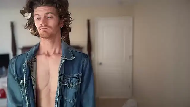 Snapshot of greekmythics chatting on November 17, 2025, 2:54 pm greekmythics online show from November 17, 2025, 2:54 pm