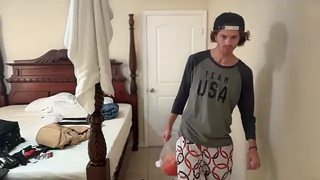 Snapshot of greekmythics chatting on November 15, 2025, 9:52 pm greekmythics online show from November 15, 2025, 9:52 pm